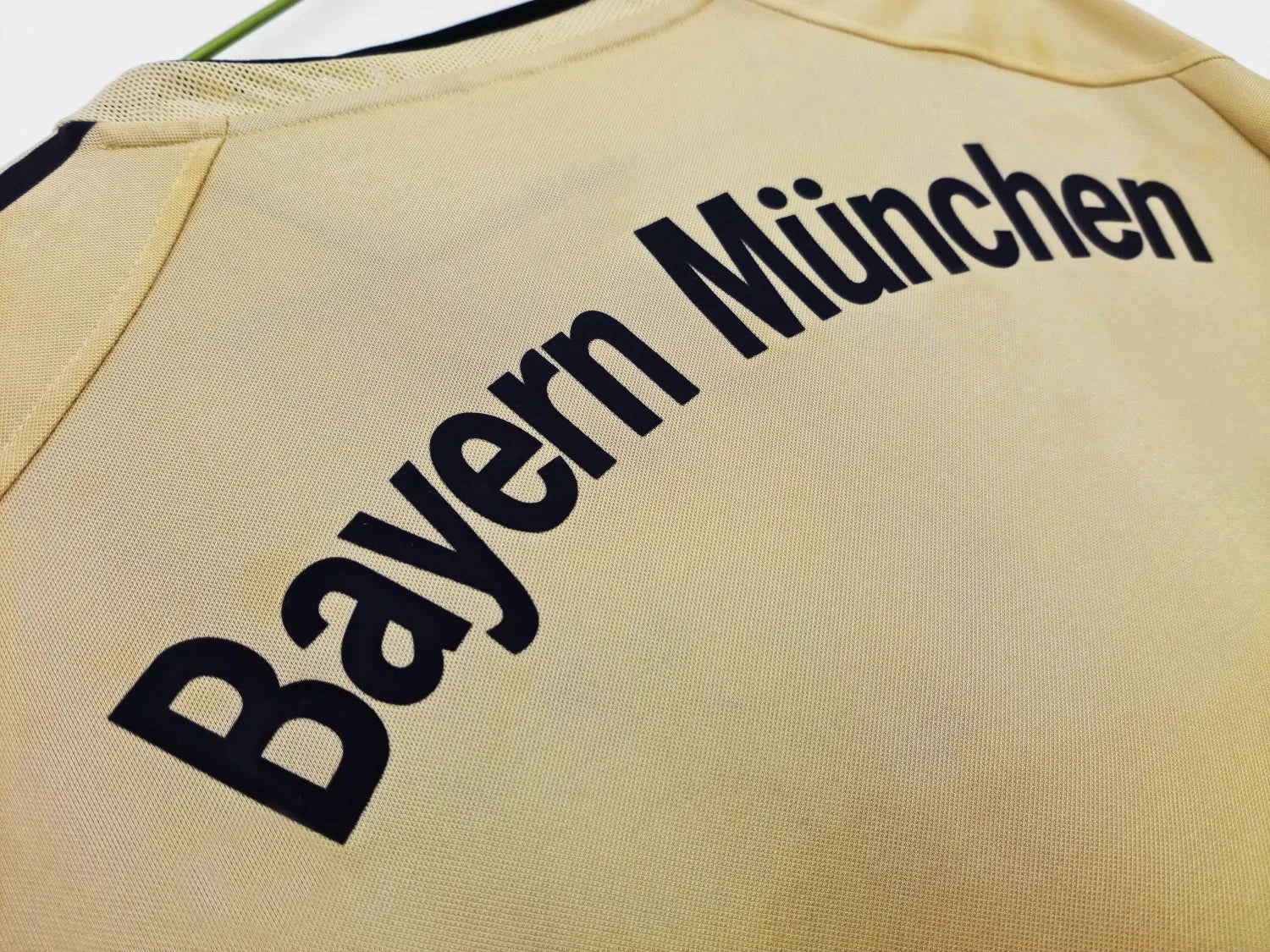Bayern Munich 04/05 Away Jersey Champion Gearz