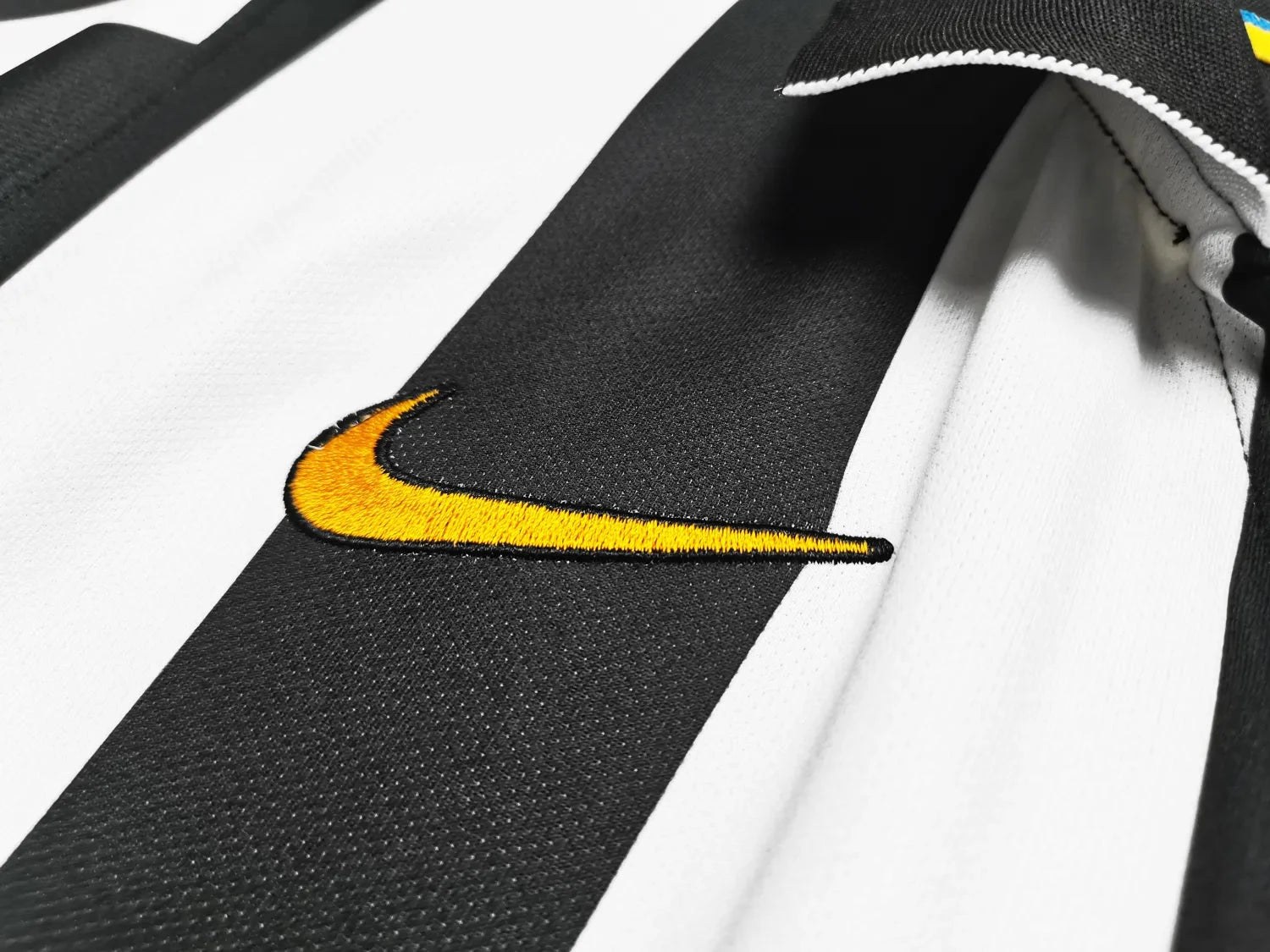 Juventus 14/15 Home Jersey Champion Gearz