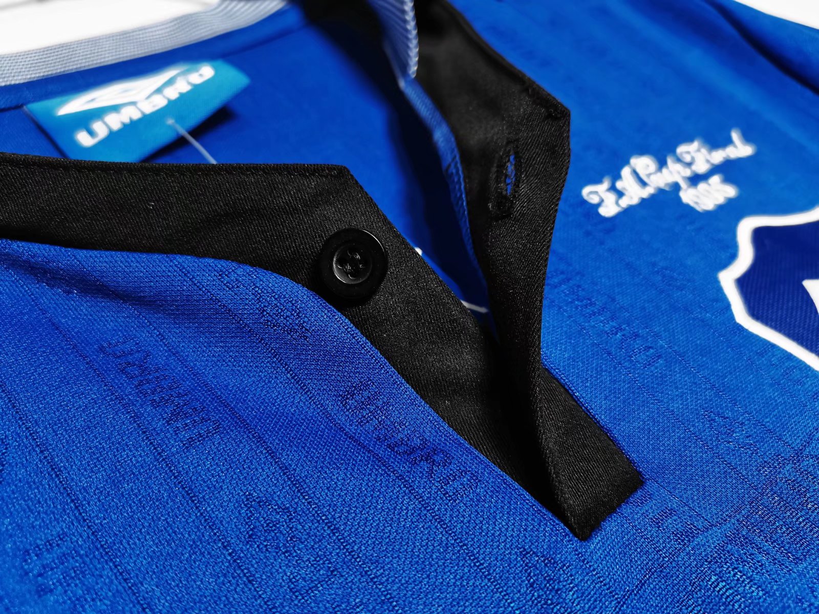 Everton 1995 Home Jersey Champion Gearz