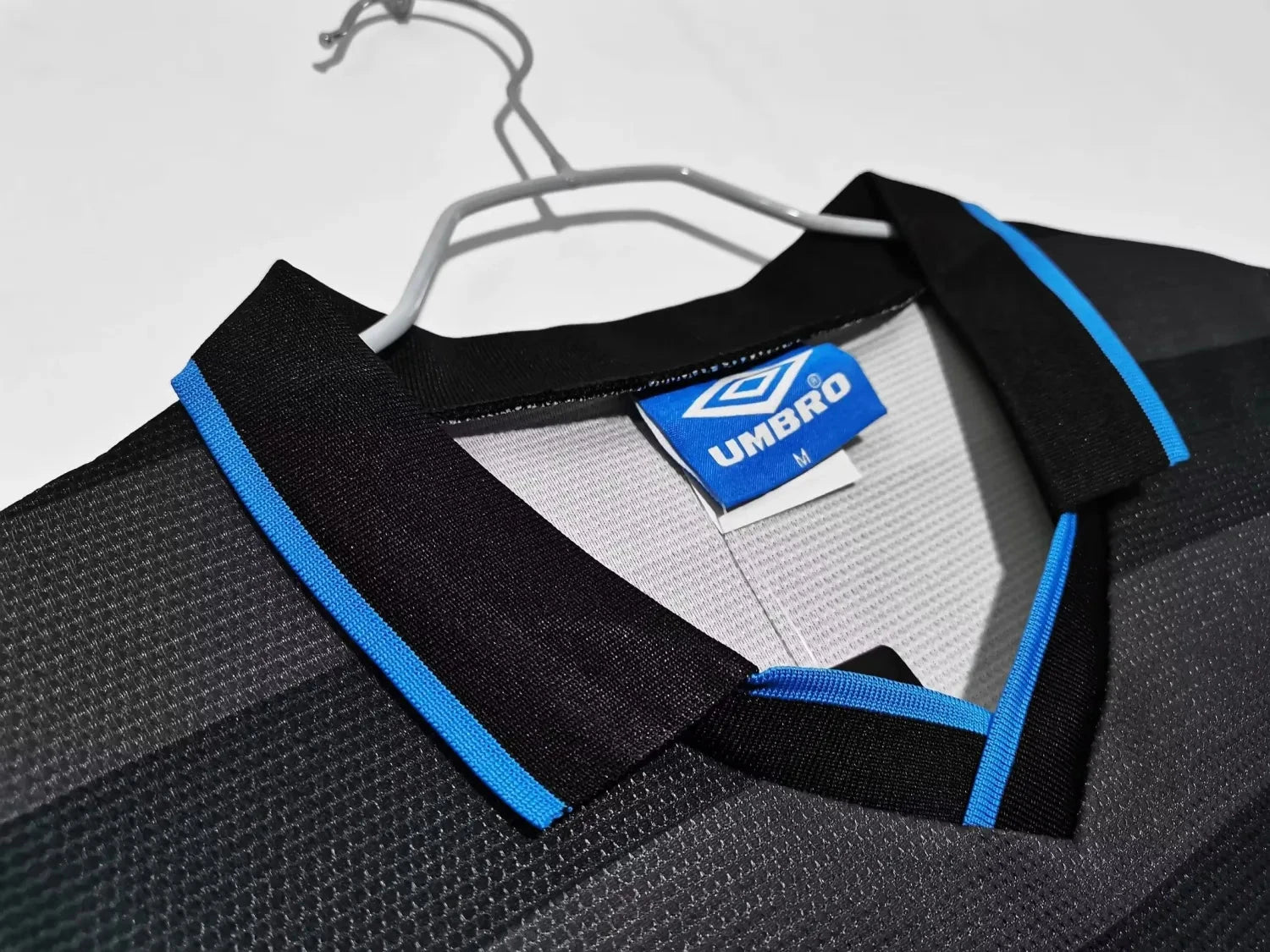 Inter-Milan 97/98 Away Jersey Champion Gearz