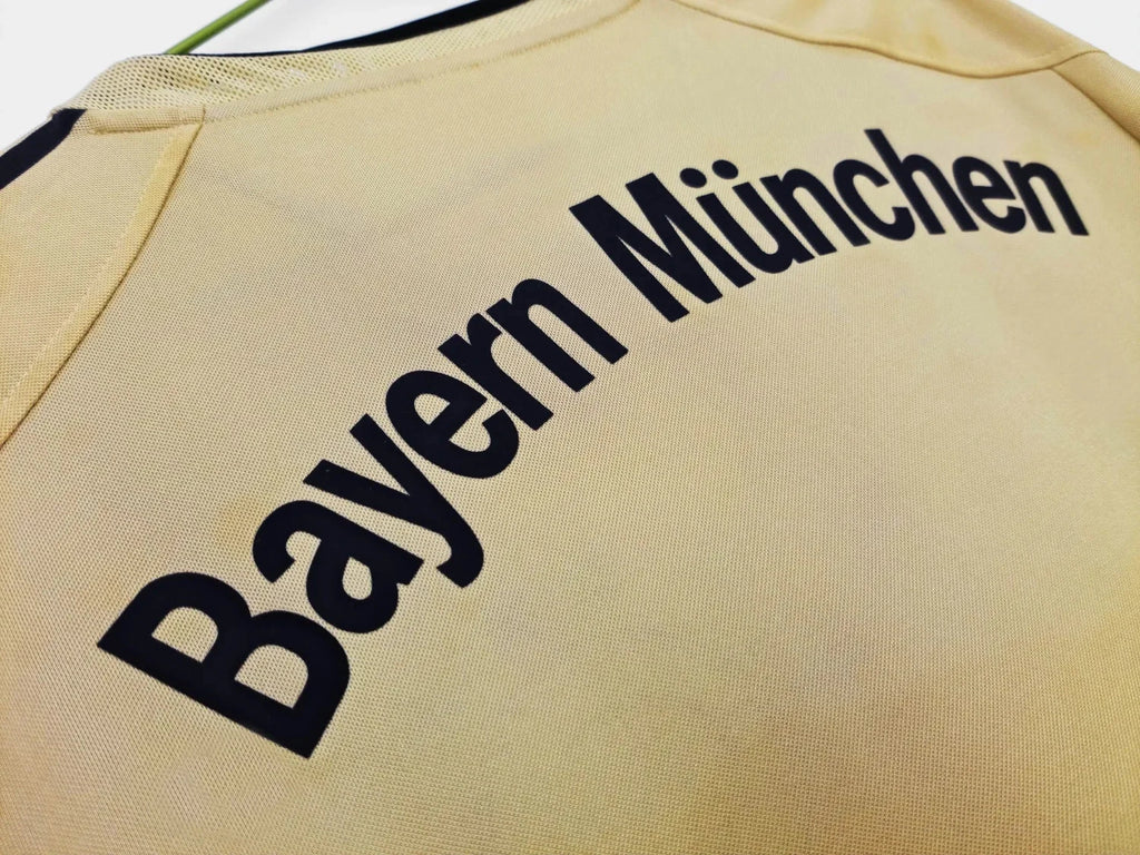 Bayern Munich 04/05 Away Jersey Champion Gearz