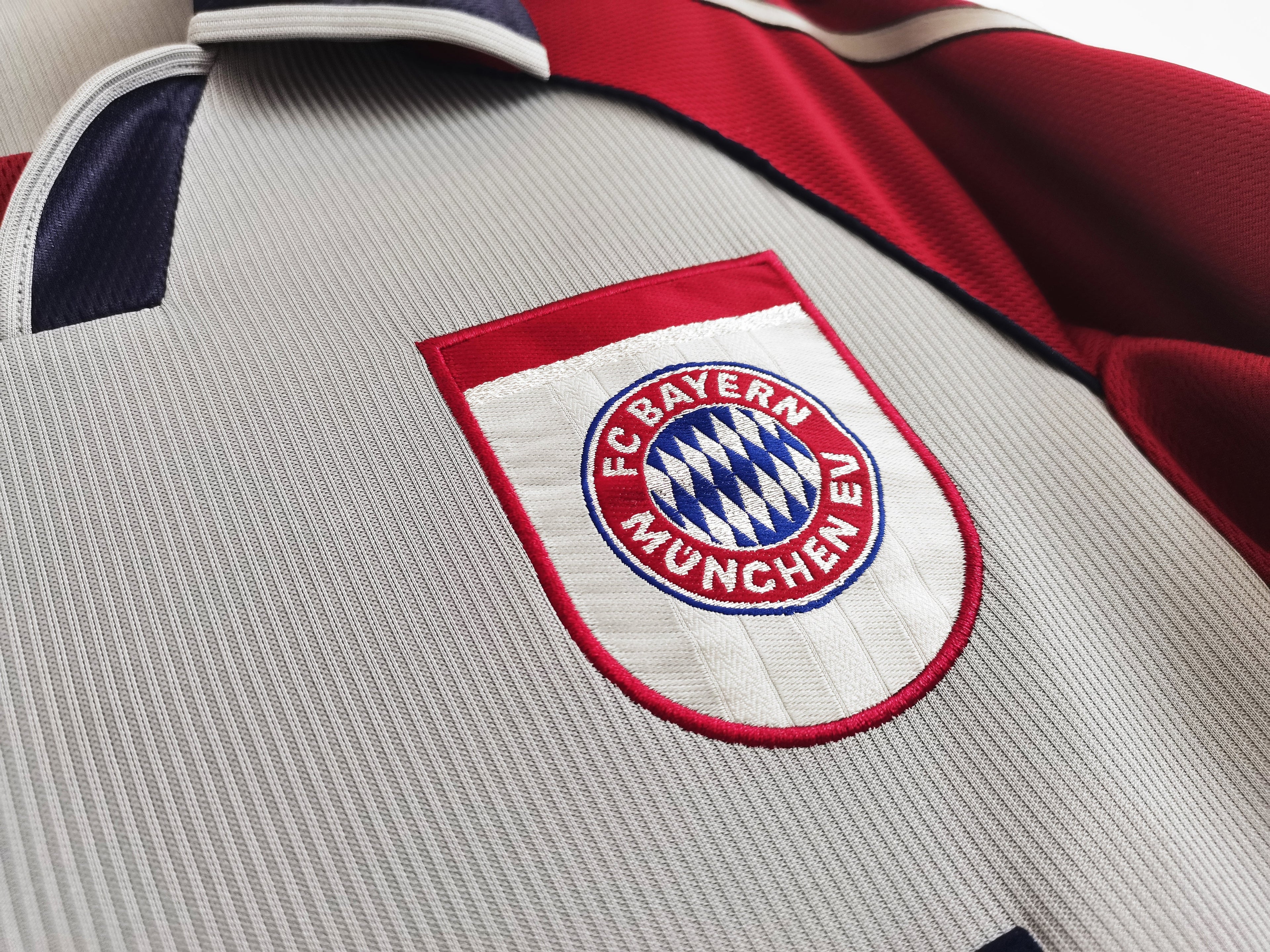 Bayern Munich Retro 11 98/99 Away Jersey Champion Gearz