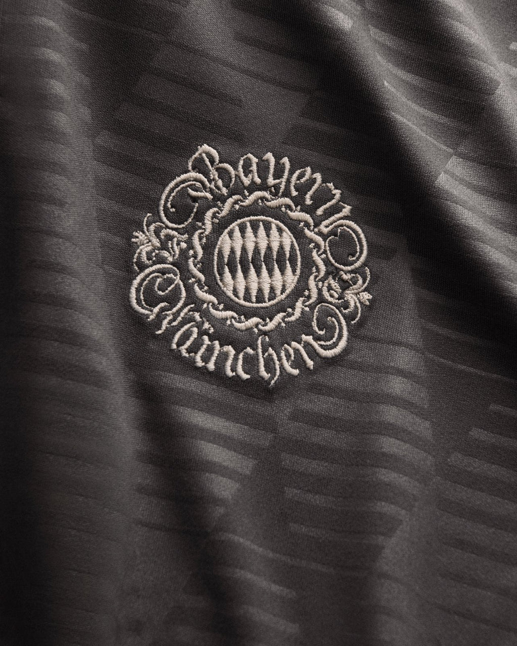 Bayern Munich 24/25 Oktoberfest Jersey Champion Gearz