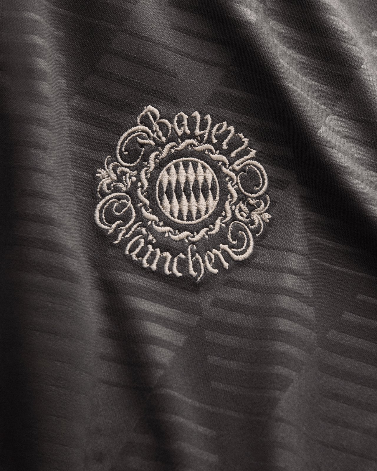 Bayern Munich 24/25 Oktoberfest Jersey Champion Gearz