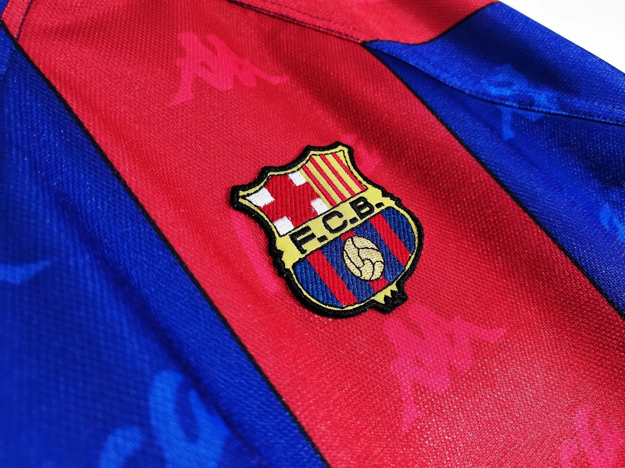 Barcelona 95/97 Home Jersey Champion Gearz