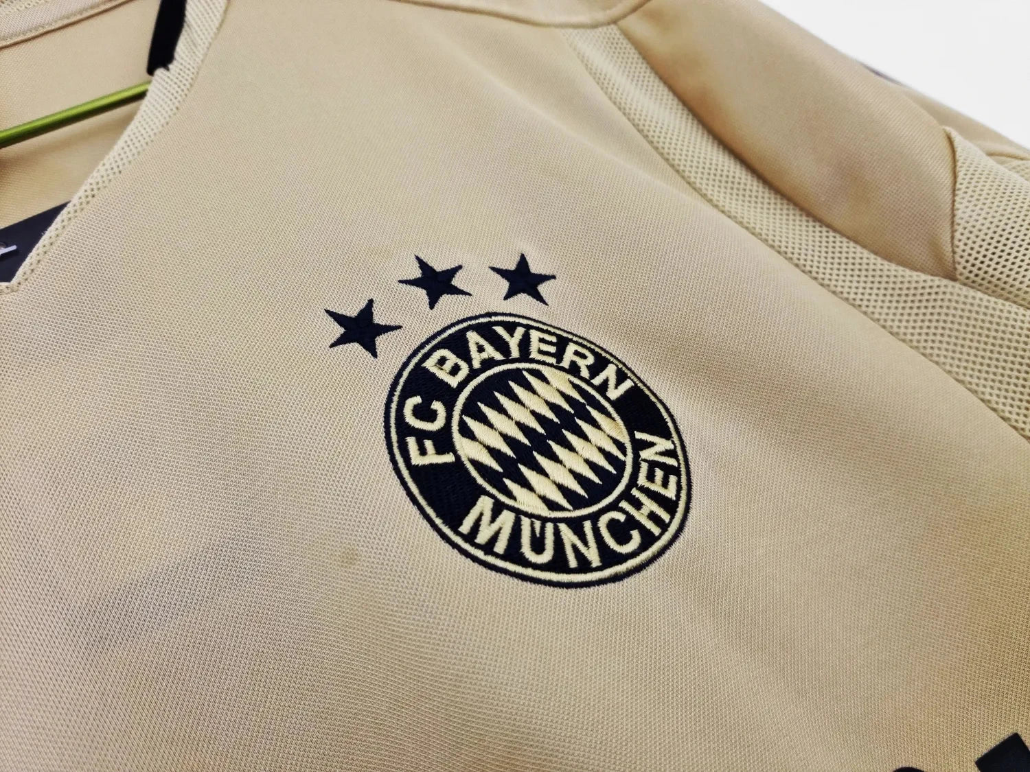 Bayern Munich 04/05 Away Jersey Champion Gearz