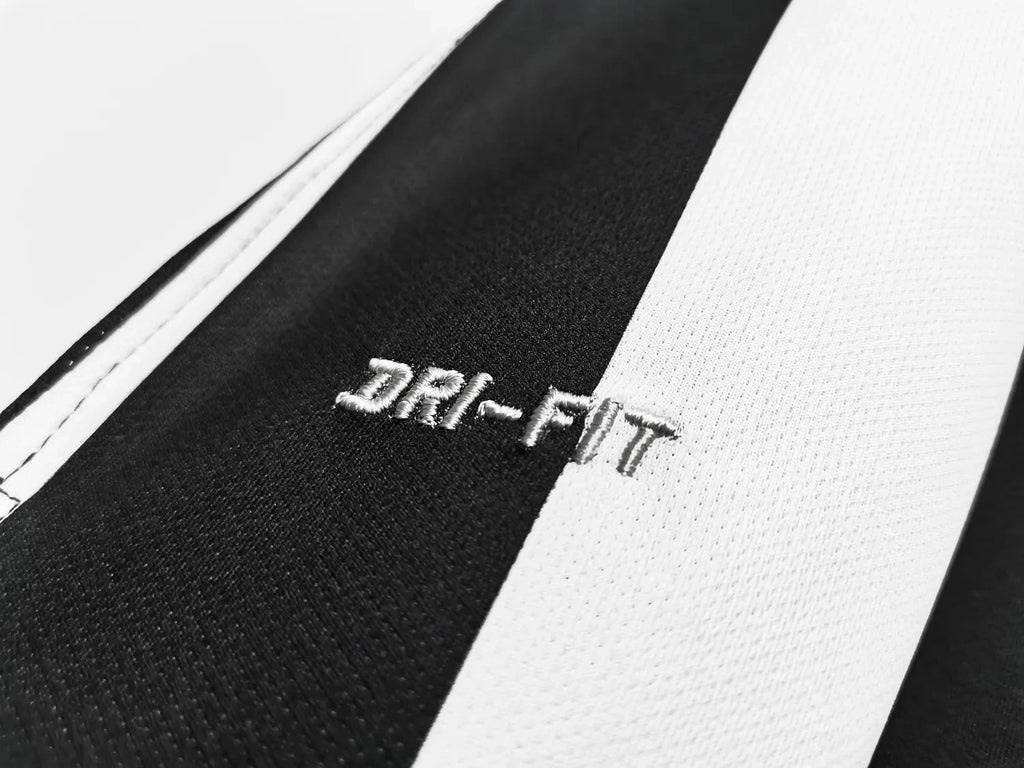 Juventus 14/15 Home Jersey Champion Gearz